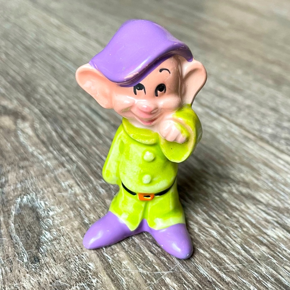 Vtg Disney Japan Dwarf Dopey Figurine